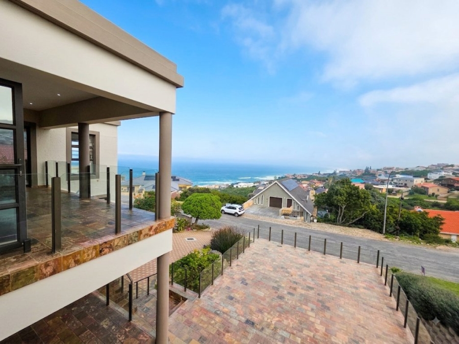 4 Bedroom Property for Sale in Dana Bay Western Cape